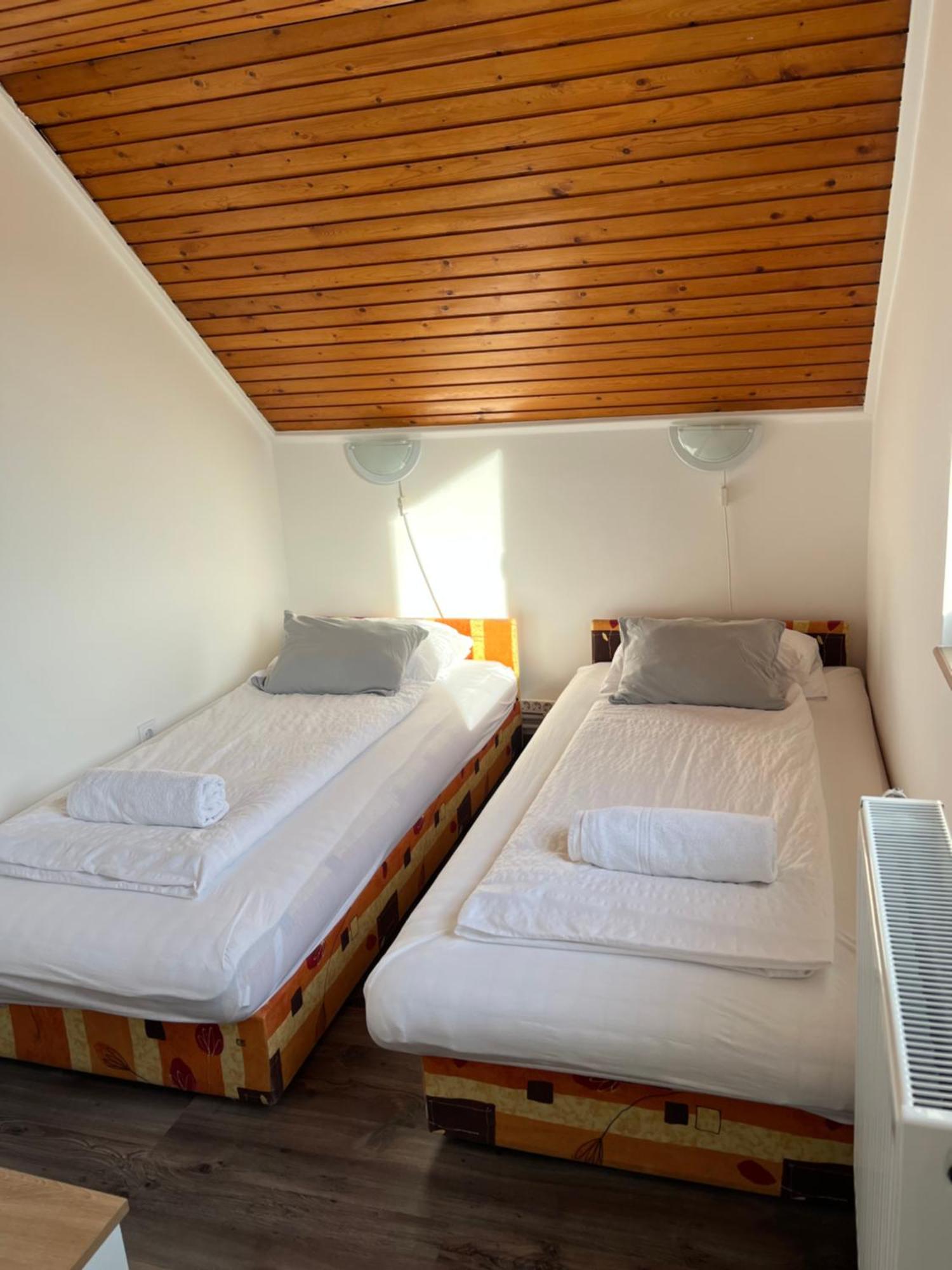Marcell Apartman Hajdúszoboszló Exterior foto